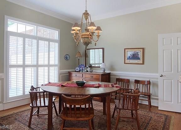 5th image of 9 Rosebay Ln