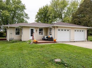 W6284 County Road A, Elkhorn, WI 53121