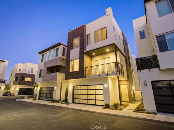58 Ebb Tide Cir, Newport Beach, CA 92663