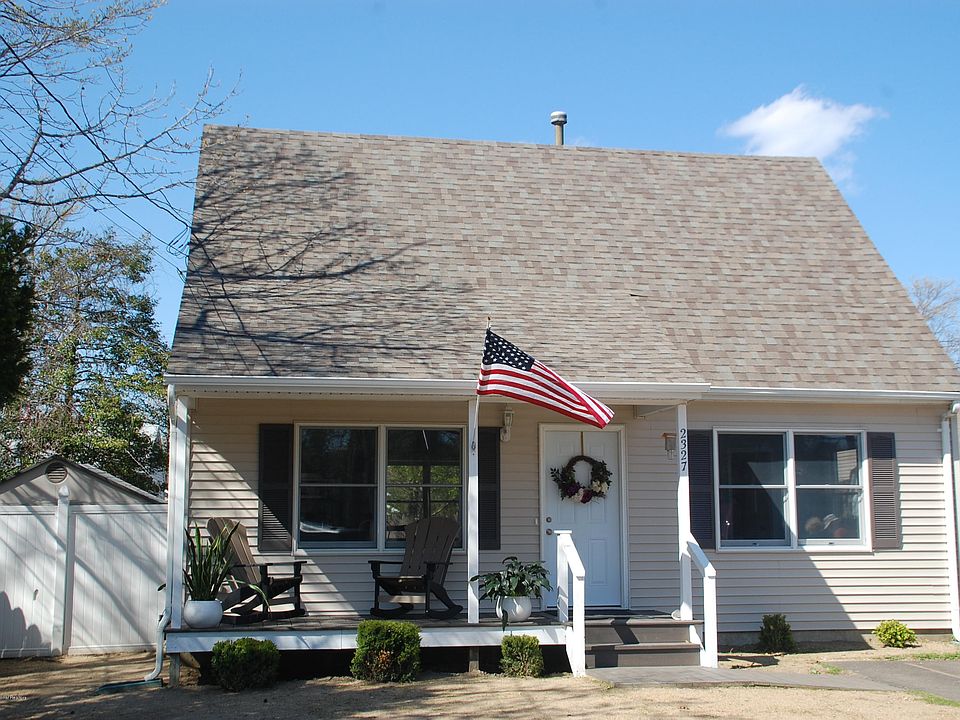 1st image of 2327 Forest Grove Ave