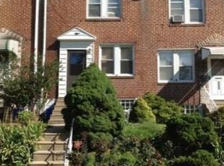 5905 Crystal St, Philadelphia, PA 19120