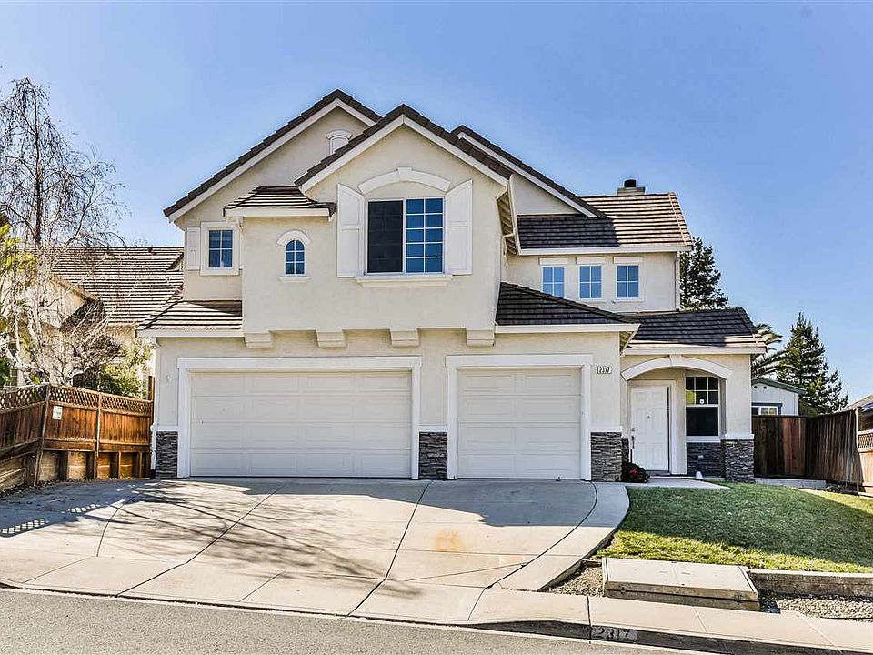 1st image of 2317 Woodhill Dr