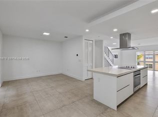 434 SW 10th St, Miami, FL 33130