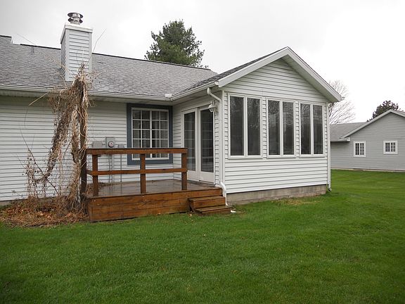 2nd image of 18369 Crownhill Dr
