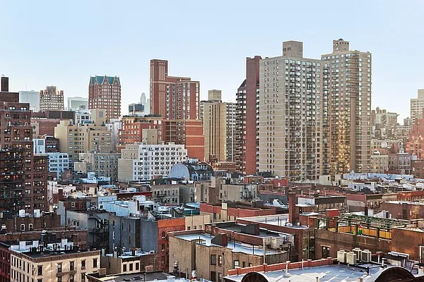 Sold by Corcoran | media 27