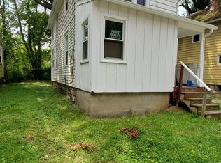 350 Jewell Dr, Akron, OH 44311