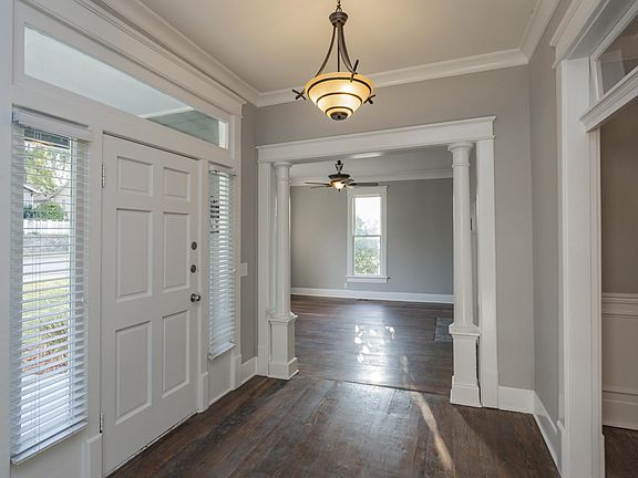 2nd image of 1107 Douglas Ave
