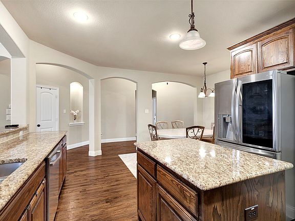 5th image of 15400 Mount Evans Dr