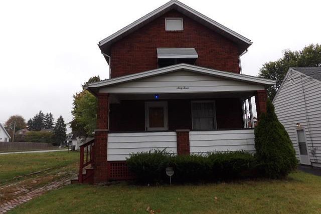 1st image of 63 Manchester Ave