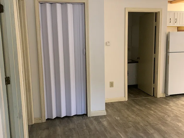 251 Pleasant St #1 — Photo 6