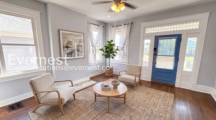 4 bed, 3.0 bath, 3100 sqft, $2,599 — Photo 2