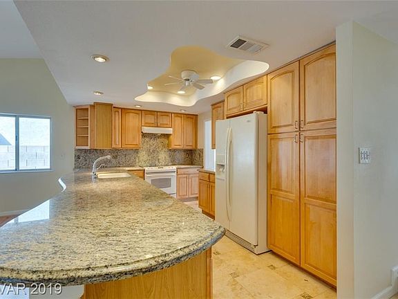 3rd image of 3519 Sunny Dunes Ct