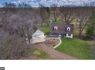1623 345th Trl NE, Cambridge, MN 55008
