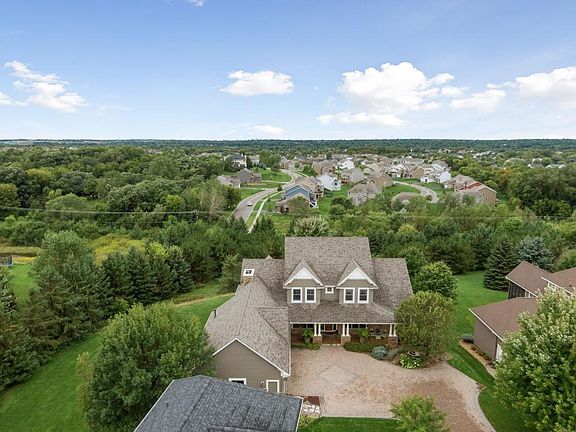 3rd image of 3074 Arden Pl