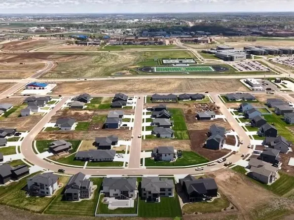 5406 W Vision Cir, Sioux Falls, SD 57107