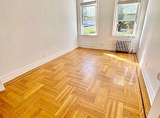 41-50 56th St #5D, Woodside, NY 11377