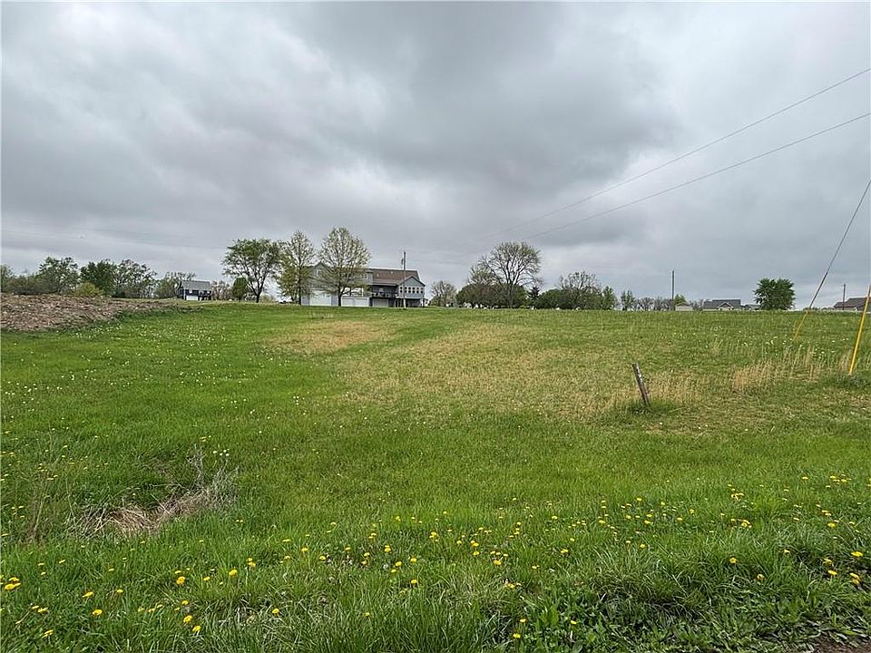 2nd image of LOT 1575 Lake Viking Ter
