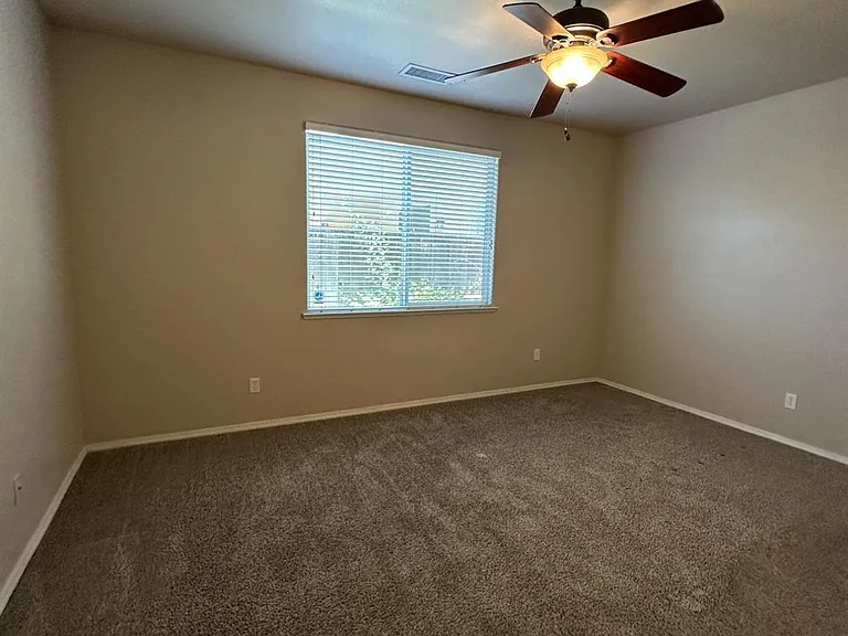 5541 N Plum Ln — Photo 11
