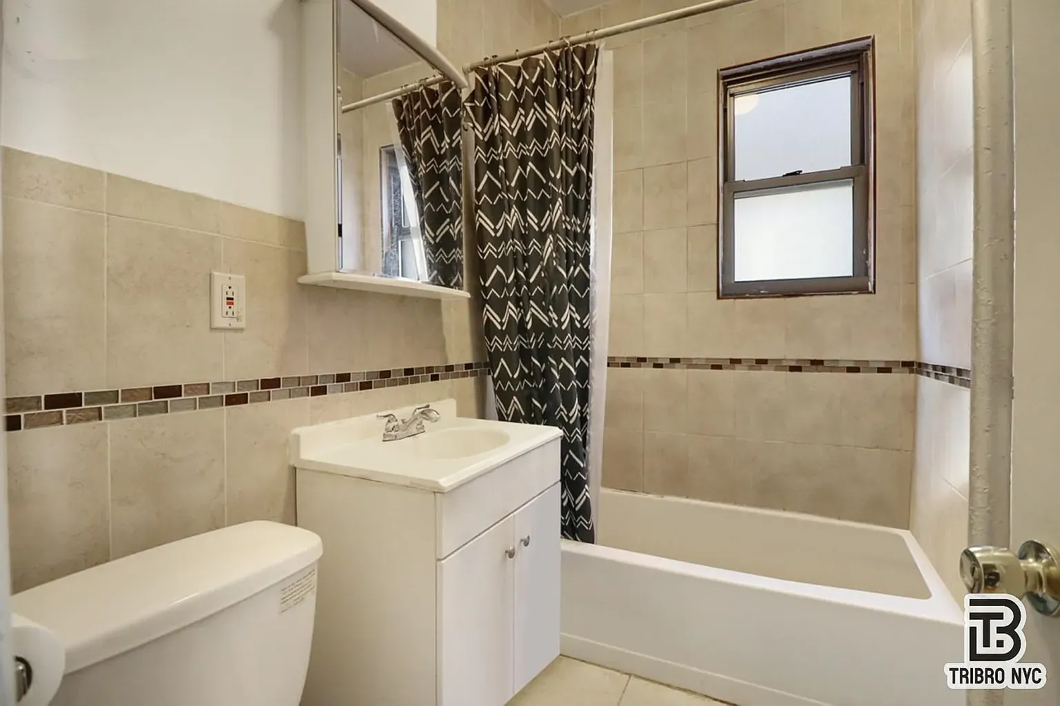 11-46 44th Drive — Photo 4