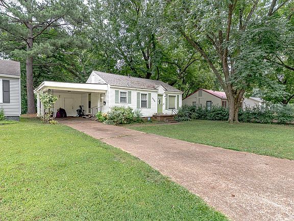4th image of 2204 Glenwood Dr