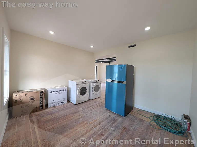 5 Lowell Cir #3 — Photo 7