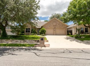 225 Los Cedros Loop, Kerrville, TX 78028