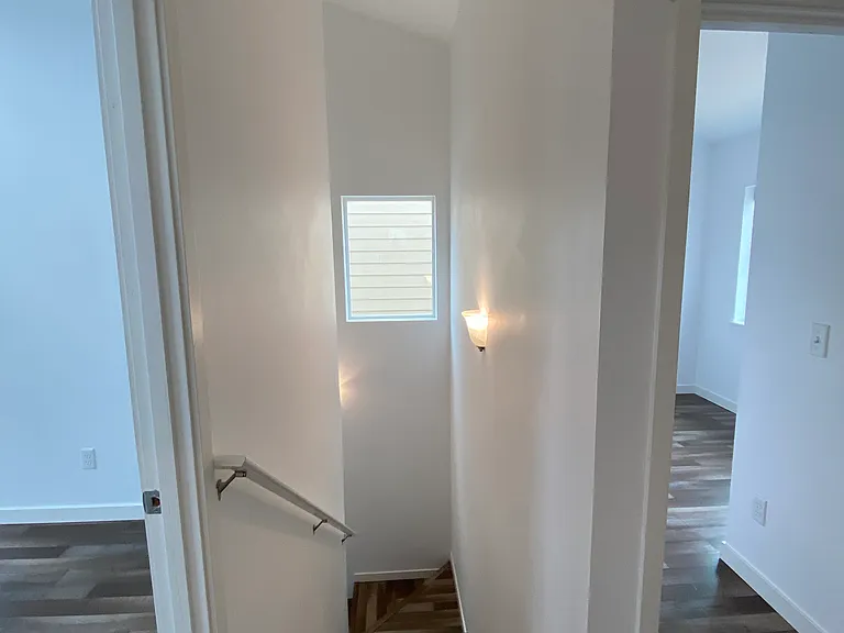 607 Finnegan Way — Photo 16