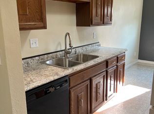 6913 Robin Dr APT C, Gillette, WY 82718