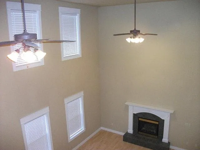 3 bed, 2.5 bath, 2982 sqft, $2,695 — Photo 4