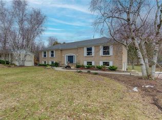 395 Warrington Dr, Waterloo, ON N2L 2P7