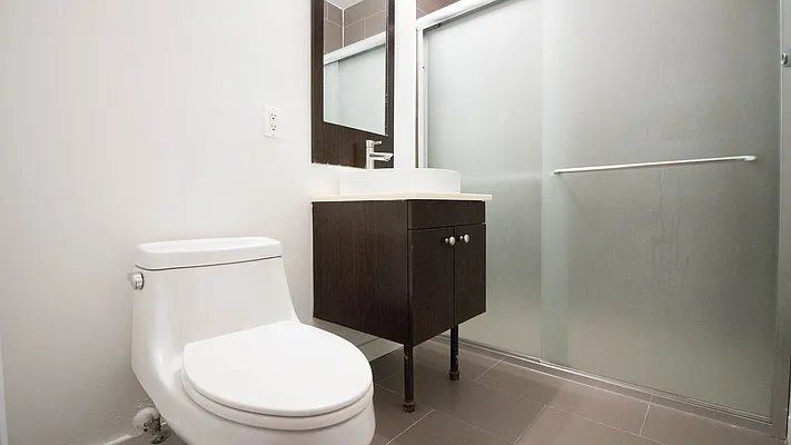 Rented by Nooklyn NYC LLC | media 11