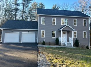 22 Brayton St, Methuen, MA 01844