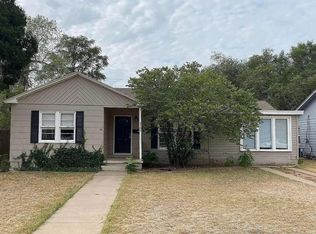 2707 31st St, Lubbock, TX 79410