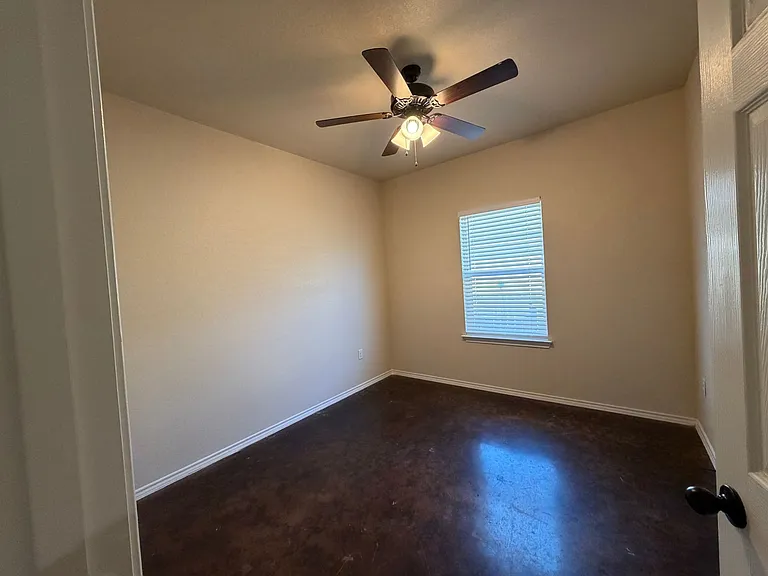 204 Kaspar Way — Photo 10