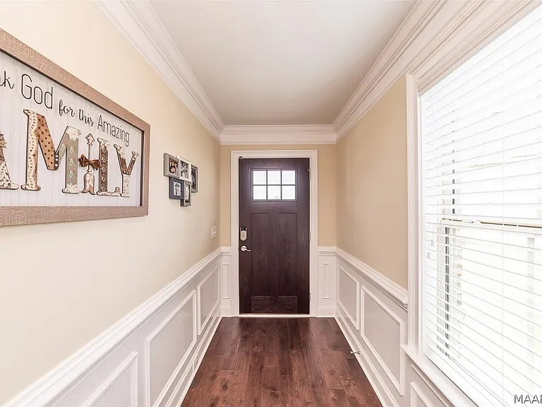 8115 Faith Ct — Photo 4