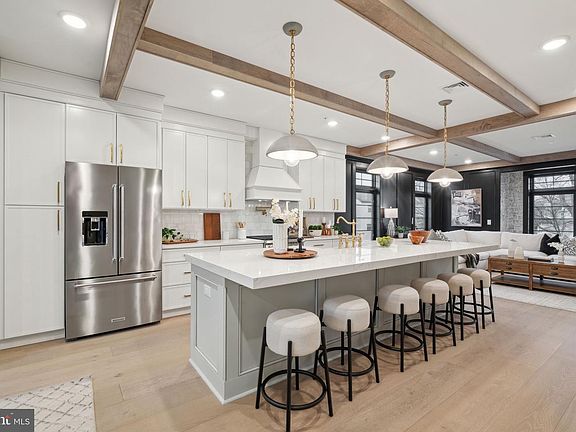 2nd image of 7519 Ridge R Ave #304