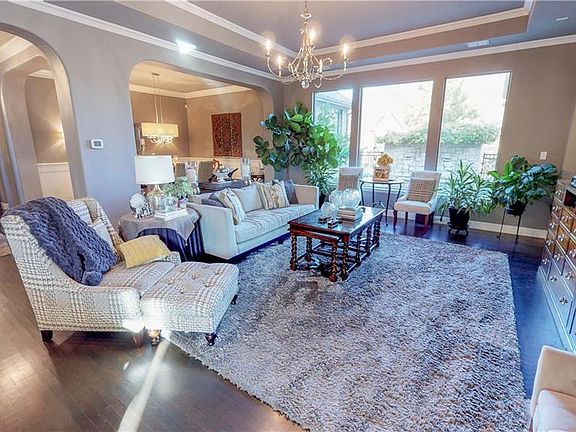 4th image of 3800 Plum Vista Pl
