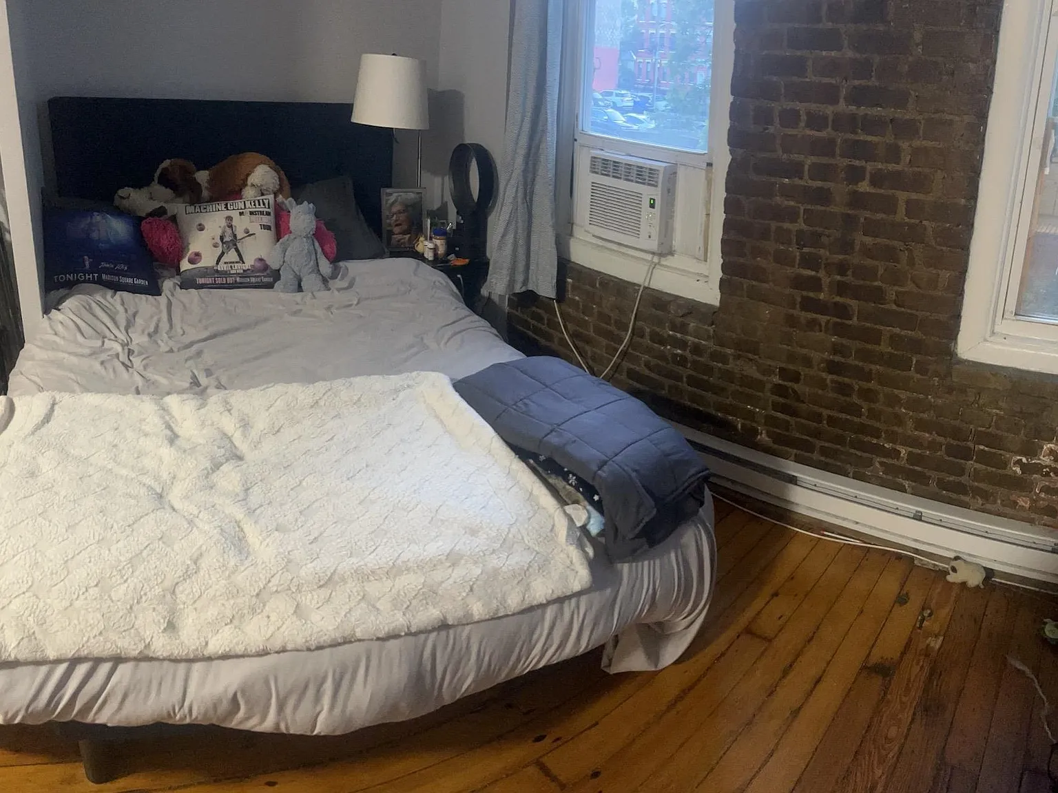 Studio, 1.0 bath, $1,900 — Photo 4