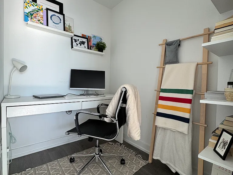 161 Roehampton Ave #3902 — Photo 9