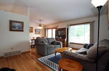 3rd image of 13750 Orchard Pl