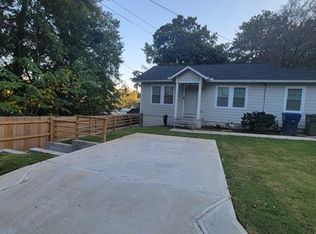670 Holmes St NW, Atlanta, GA 30318