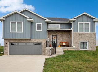 3428 Amandas Way, Cuba City, WI 53807