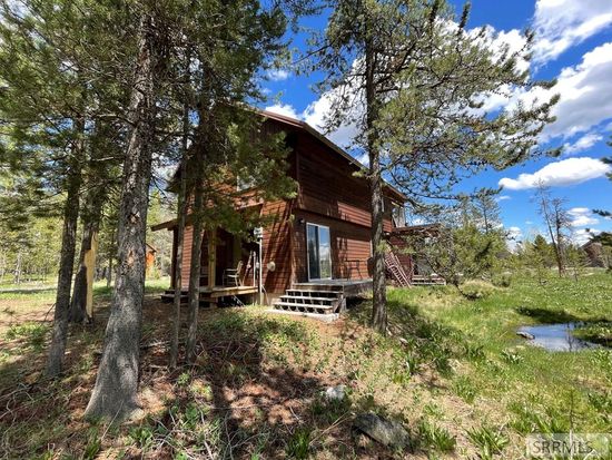 3524 Bull Moose Ln, Island Park, ID 83429 | MLS #2136879 | Zillow