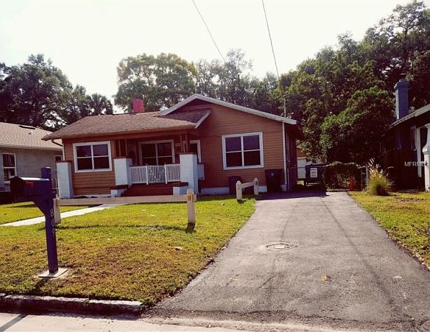 1st image of 809 E Giddens Ave