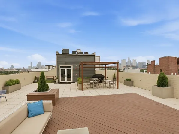 309 E St APT 43, Boston, MA 02127