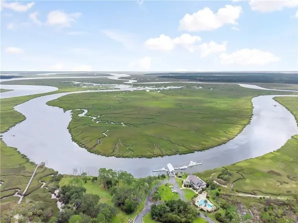 62 Pearl Ct, Waverly, GA 31565