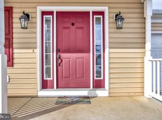 3683 Mountain Shadow Ln, Fayetteville, PA 17222