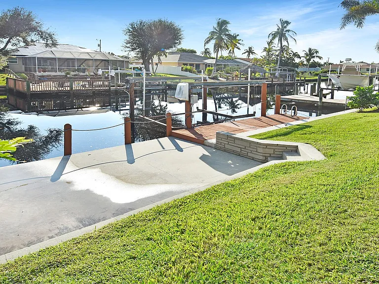 Pelican Blvd — Photo 22
