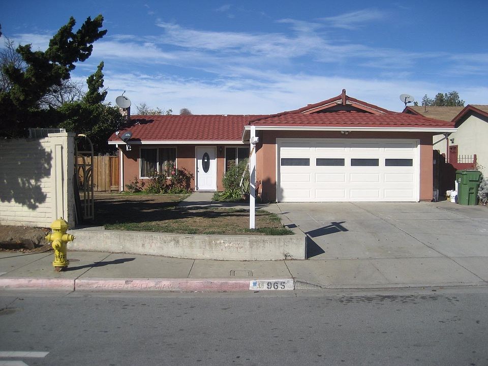 1st image of 965 Chapel Hill Way
