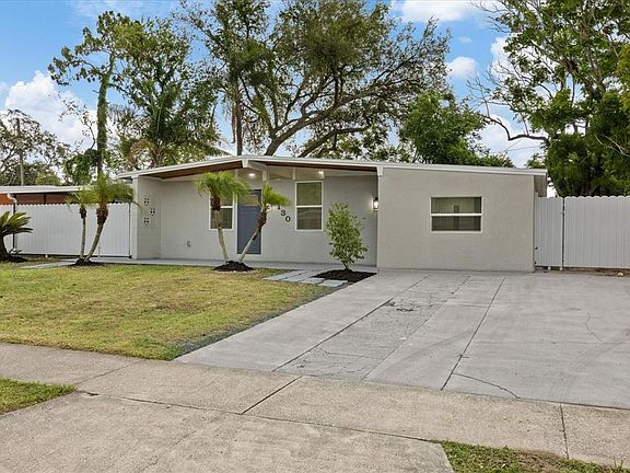 3rd image of 1130 DOGWOOD AVENUE